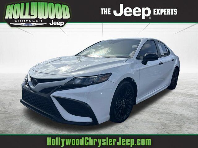 2021 Toyota Camry SE Nightshade