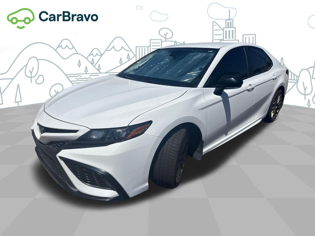 2023 Toyota Camry SE Hybrid — photo 1 of 6