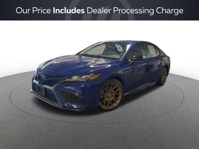 2023 Toyota Camry Hybrid SE