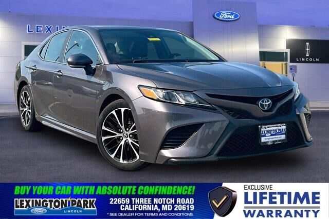 2020 Toyota Camry Hybrid SE