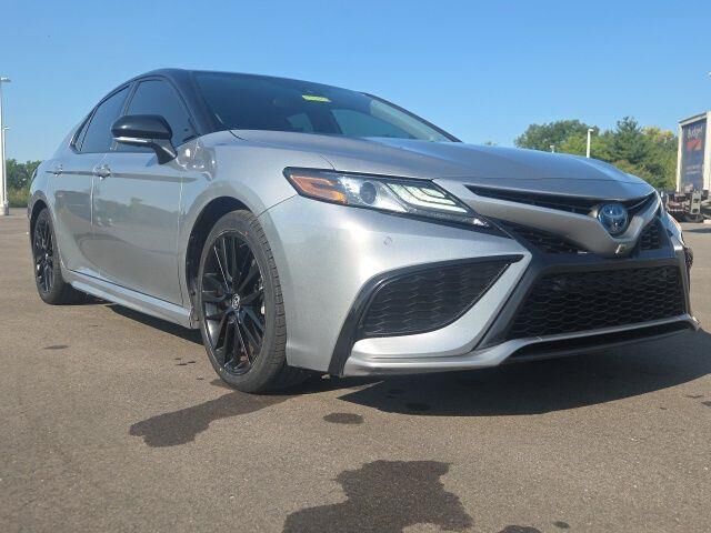 2023 Toyota Camry Hybrid XSE