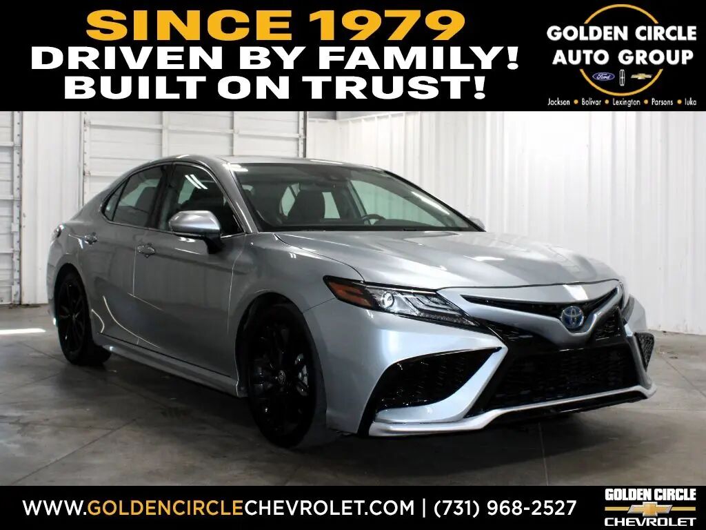 2022 Toyota Camry Hybrid XSE — photo 1 of 13