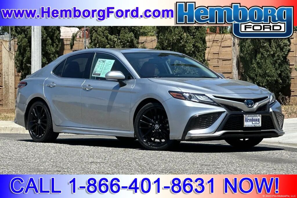 2023 Toyota Camry Hybrid XSE — photo 1 of 13