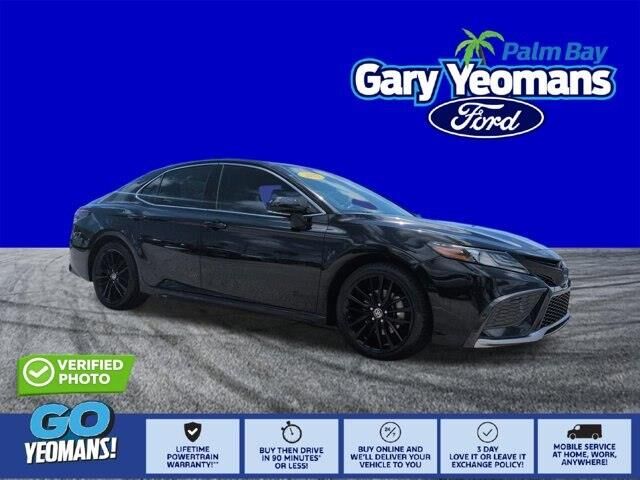 2022 Toyota Camry XSE — photo 1 of 13