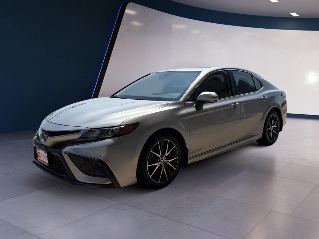 2023 Toyota Camry SE — photo 1 of 13