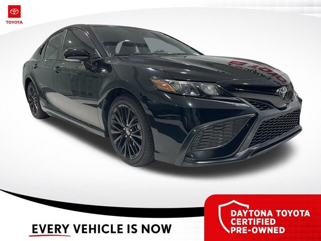 2022 Toyota Camry SE Nightshade