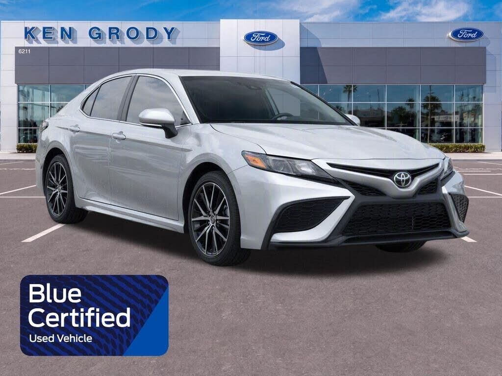 2024 Toyota Camry SE Nightshade — photo 1 of 1