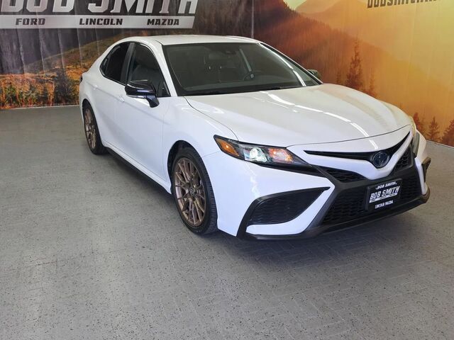 2023 Toyota Camry Hybrid SE