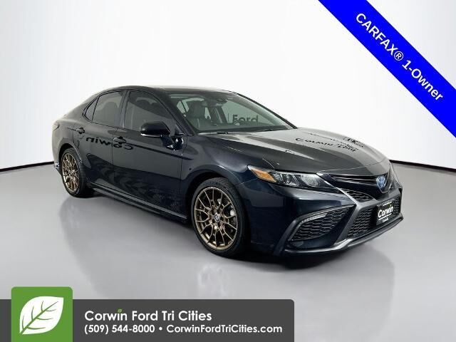 2023 Toyota Camry Hybrid SE