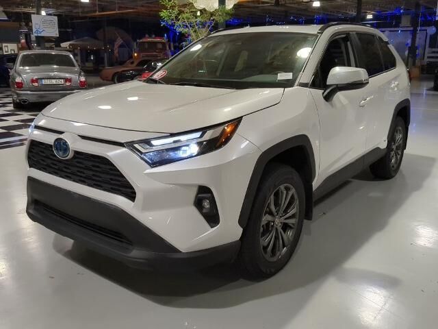 2023 Toyota RAV4 Hybrid XLE Premium