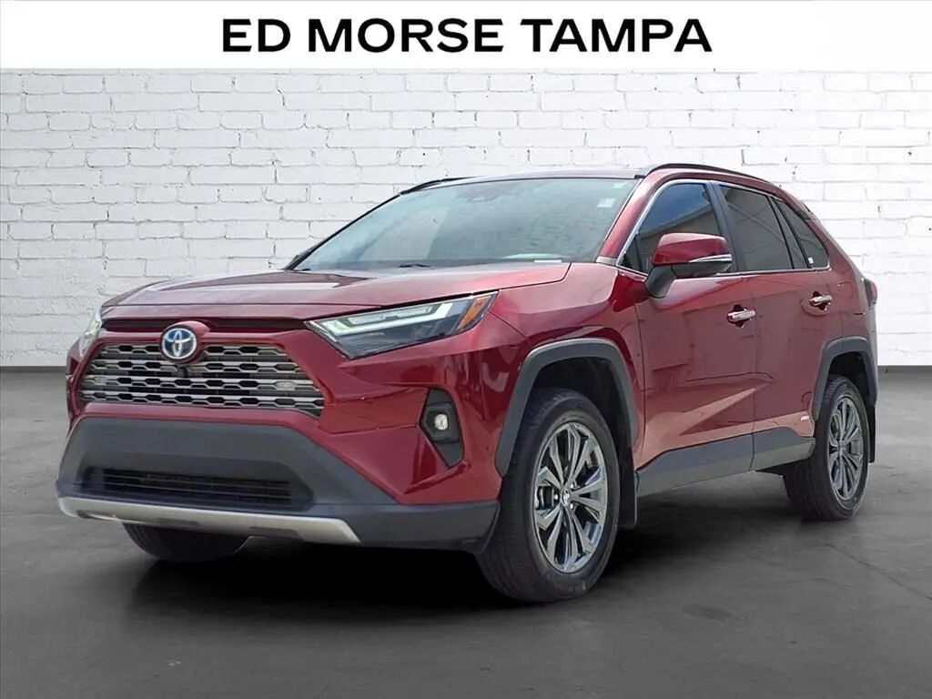 2022 Toyota RAV4 Hybrid Limited — photo 1 of 13
