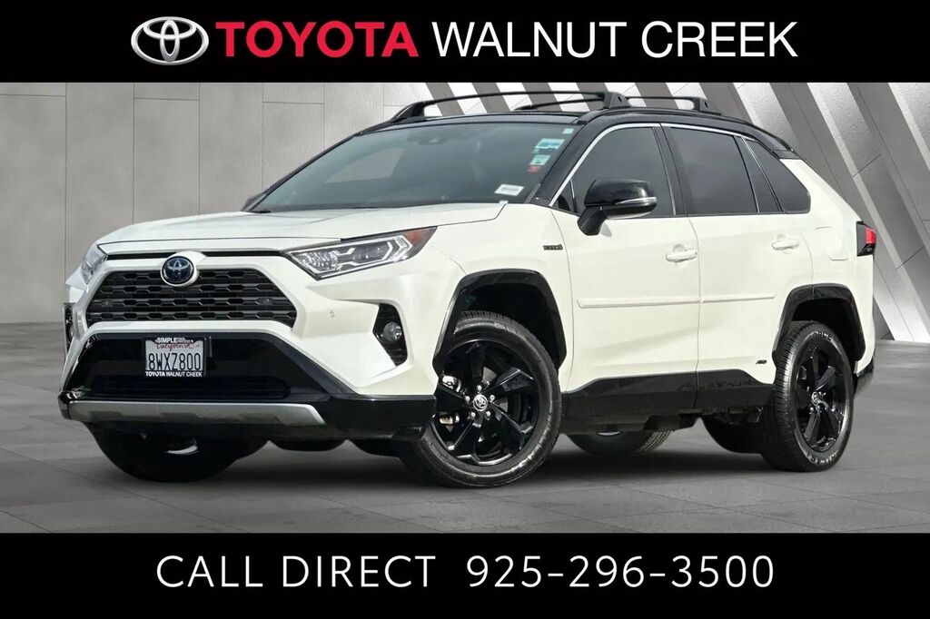 2021 Toyota RAV4 Hybrid XSE — photo 1 of 10