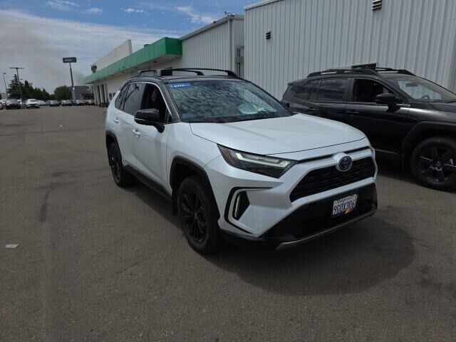 2023 Toyota RAV4 Hybrid XSE — photo 1 of 1