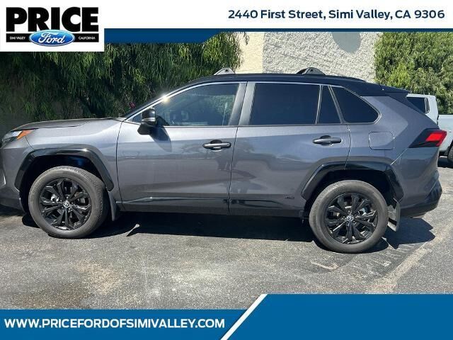 2024 Toyota RAV4 Hybrid XSE