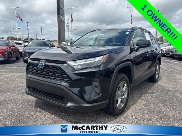 2024 Toyota RAV4 Hybrid LE