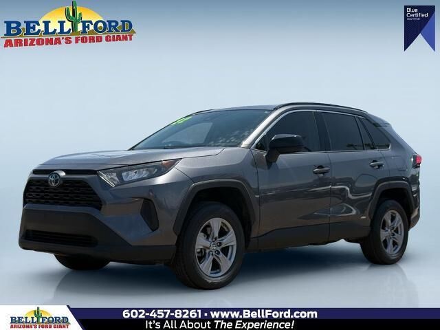 2022 Toyota RAV4 Hybrid LE — photo 1 of 1