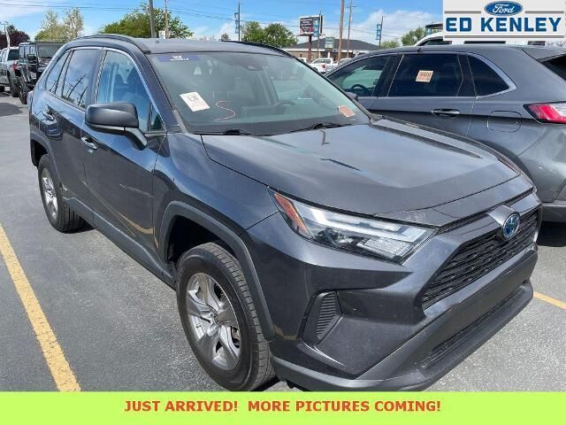 2023 Toyota RAV4 Hybrid LE