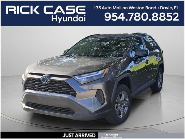 2024 Toyota RAV4 Hybrid LE