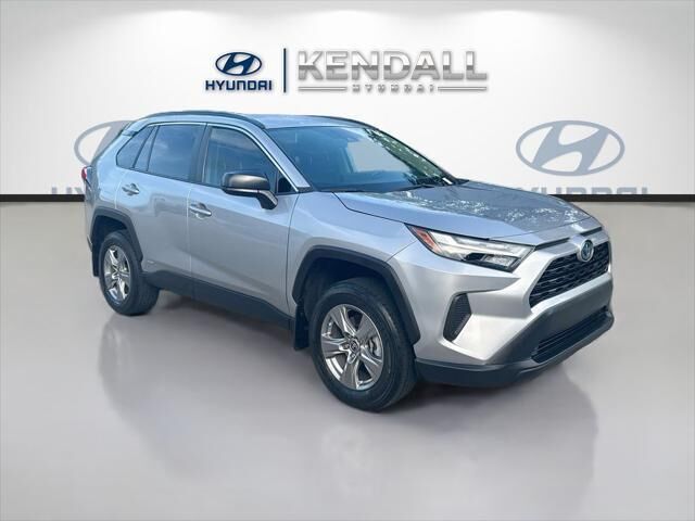 2024 Toyota RAV4 Hybrid LE