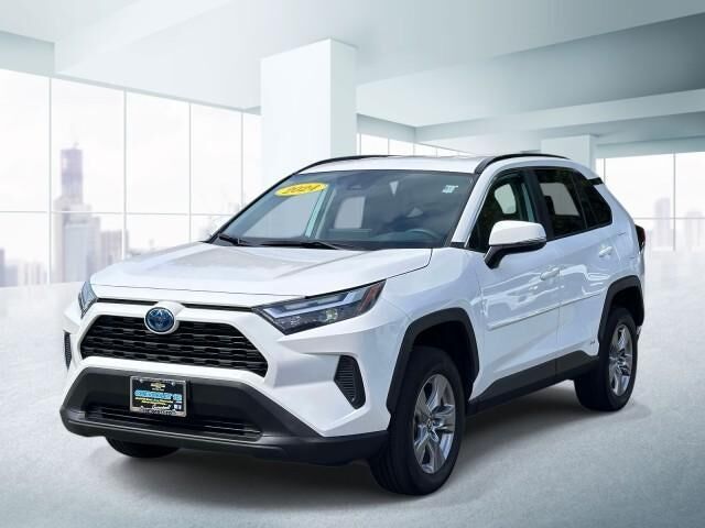 2024 Toyota RAV4 Hybrid LE — photo 1 of 13