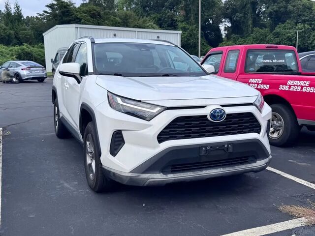 2023 Toyota RAV4 Hybrid LE