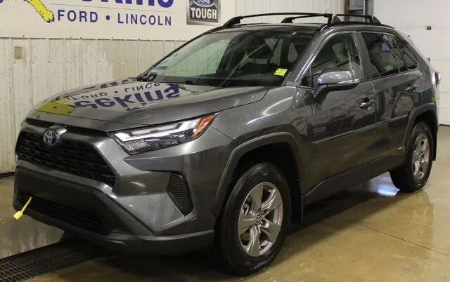 2023 Toyota RAV4 Hybrid XLE