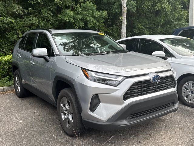 2023 Toyota RAV4 Hybrid XLE