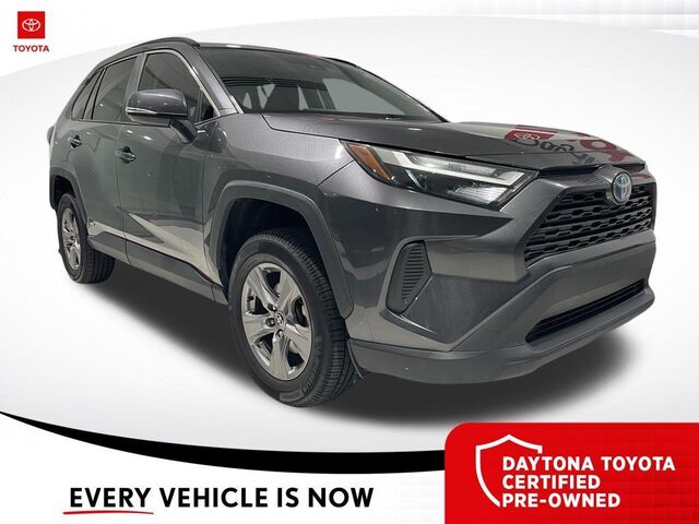 2022 Toyota RAV4 Hybrid XLE