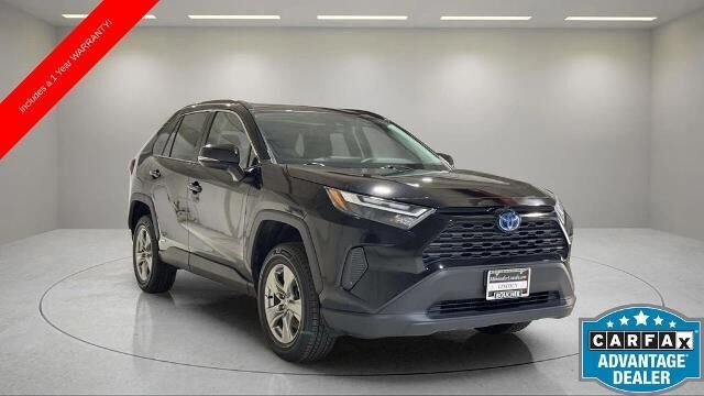 2024 Toyota RAV4 Hybrid XLE