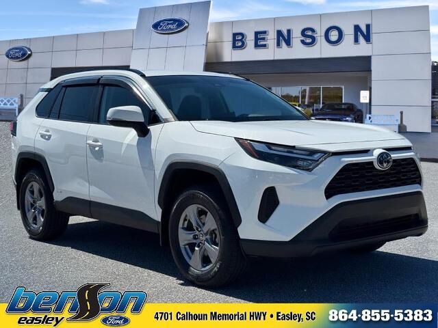 2023 Toyota RAV4 Hybrid XLE