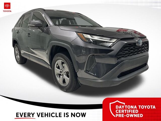 2022 Toyota RAV4 XLE