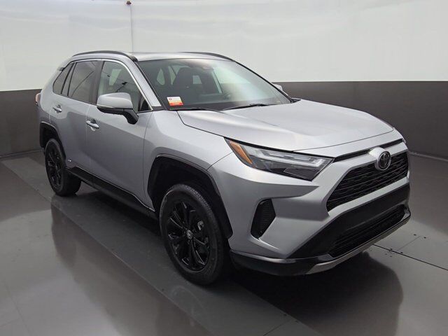 2025 Toyota RAV4 Hybrid SE
