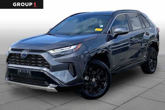 2023 Toyota RAV4 Hybrid SE