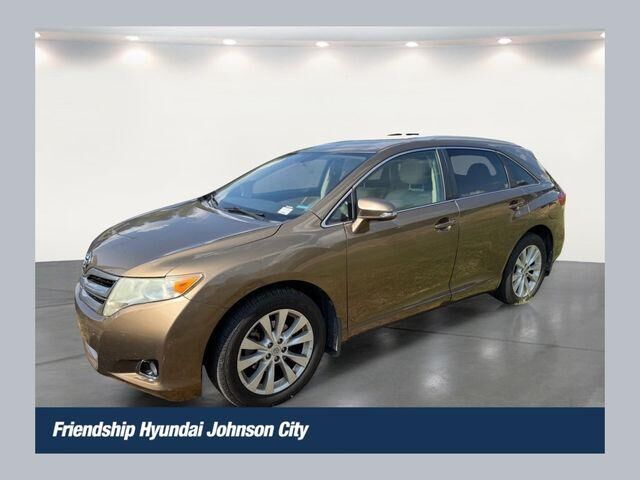 2013 Toyota Venza LE — photo 1 of 13
