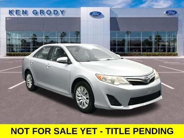 2014 Toyota Camry LE