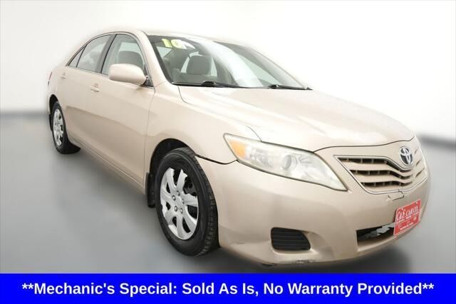 2010 Toyota Camry LE