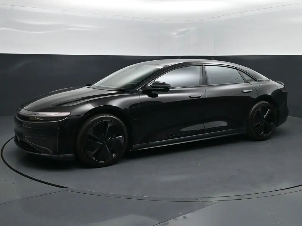 2024 Lucid Air Touring — photo 1 of 13