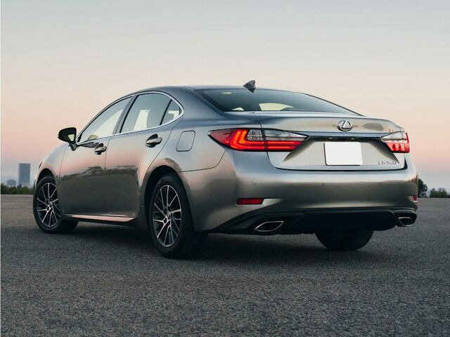 2017 Lexus ES 350 Base