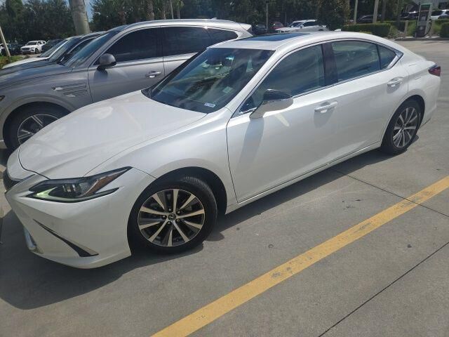 2019 Lexus ES 350 F SPORT — photo 1 of 5