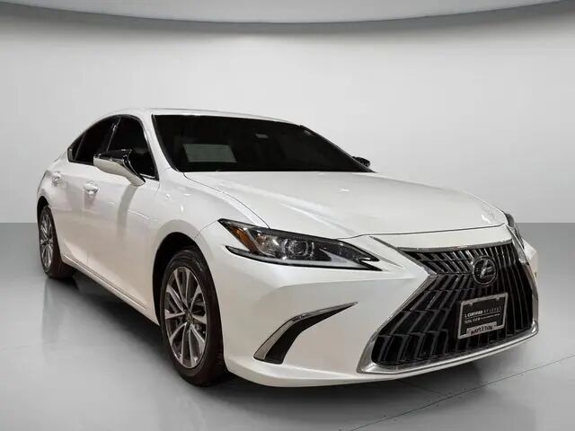 2025 Lexus ES 350 Base — photo 1 of 13