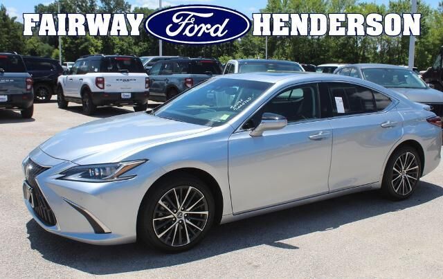 2024 Lexus ES 250 Base