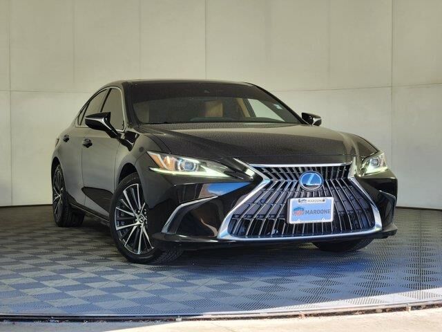 2024 Lexus ES 250 Base