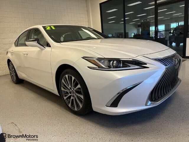 2021 Lexus ES 250 Base
