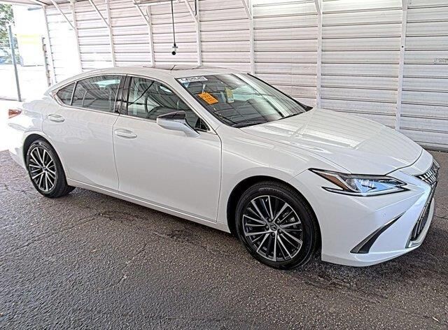 2023 Lexus ES 250 Base