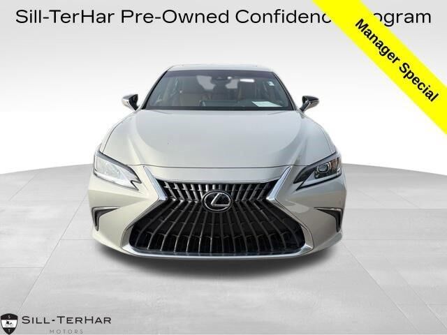 2022 Lexus ES 250 Base