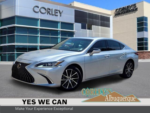 2024 Lexus ES 300h Base