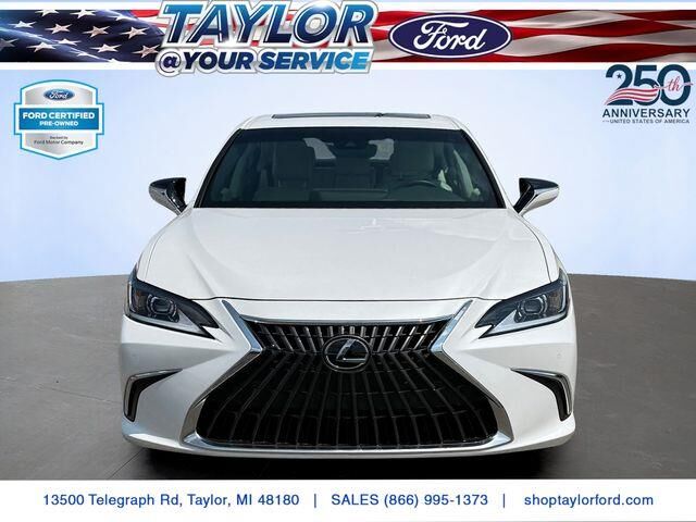 2024 Lexus ES 300h Base
