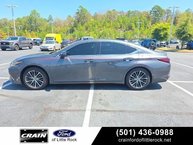2022 Lexus ES 350 Base