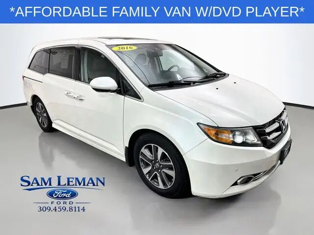 2016 Honda Odyssey Touring Elite — photo 1 of 13
