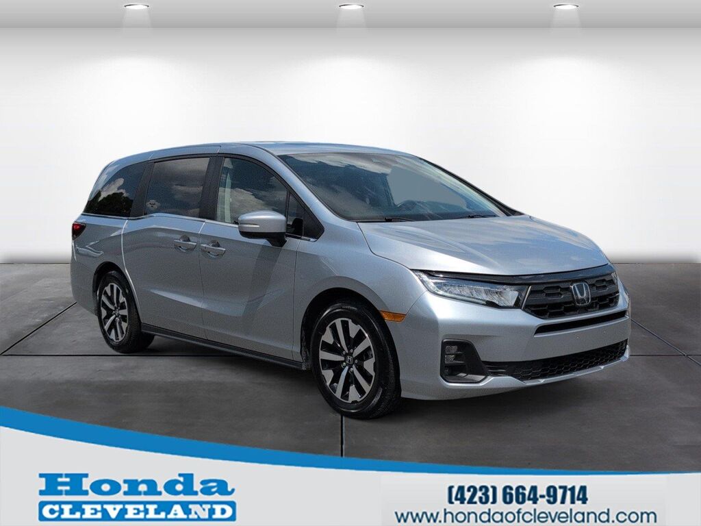 2025 Honda Odyssey EX-L — photo 1 of 13